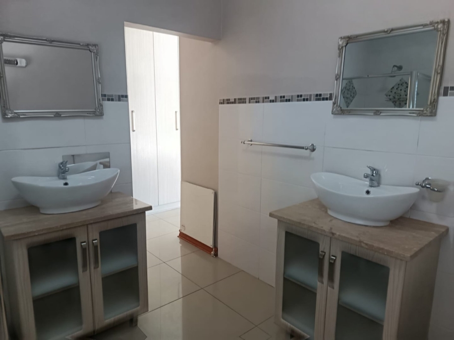 3 Bedroom Property for Sale in Hadison Park Northern Cape